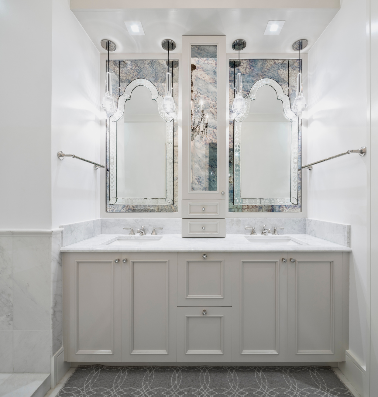 Beautiful remodeled bathroom in a condominium